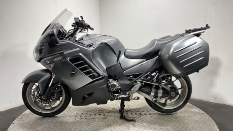 Kawasaki GTR ZG 1400 A9F 4