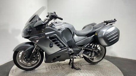 Kawasaki GTR ZG 1400 A9F 12