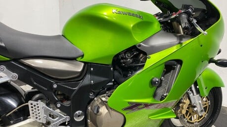 Kawasaki ZX ZX 1200 A1H 16