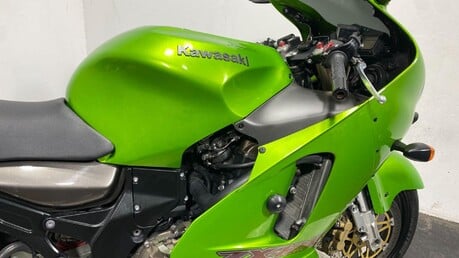 Kawasaki ZX ZX 1200 A1H 21