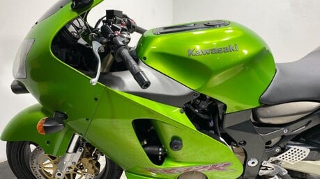Kawasaki ZX ZX 1200 A1H 26