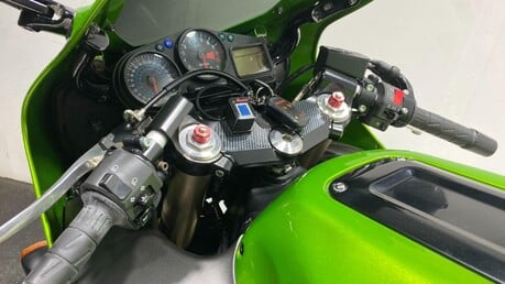 Kawasaki ZX ZX 1200 A1H 32