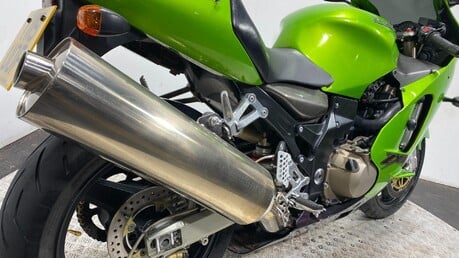 Kawasaki ZX ZX 1200 A1H 38