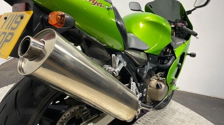 Kawasaki ZX ZX 1200 A1H 40