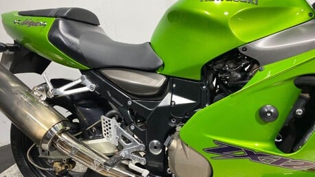 Kawasaki ZX ZX 1200 A1H 43