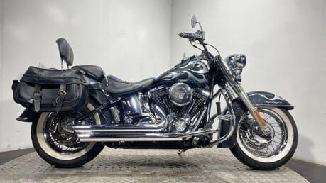 Harley-Davidson Softail Deluxe FLSTNI 1450 1