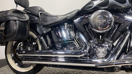 Harley-Davidson Softail Deluxe FLSTNI 1450 8