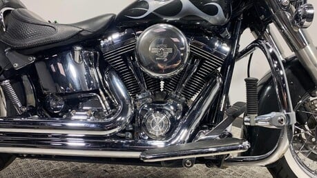 Harley-Davidson Softail Deluxe FLSTNI 1450 9