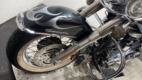 Harley-Davidson Softail Deluxe FLSTNI 1450 17