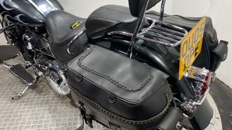Harley-Davidson Softail Deluxe FLSTNI 1450 31