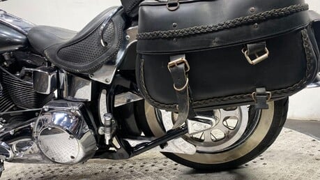 Harley-Davidson Softail Deluxe FLSTNI 1450 33