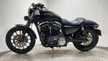 Harley-Davidson Sportster XL 883 N IRON 14 2