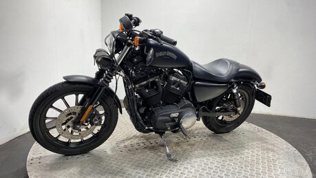 Harley-Davidson Sportster XL 883 N IRON 14 8