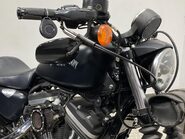 Harley-Davidson Sportster XL 883 N IRON 14 38