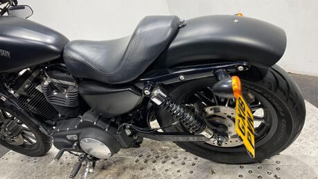 Harley-Davidson Sportster XL 883 N IRON 14 42