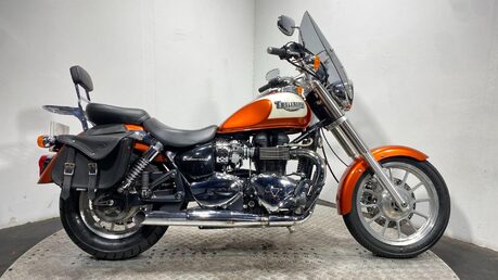 Triumph Bonneville BONNEVILLE AMERICA 1