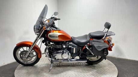 Triumph Bonneville BONNEVILLE AMERICA 2
