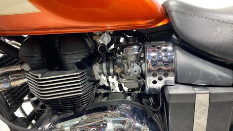 Triumph Bonneville BONNEVILLE AMERICA 21