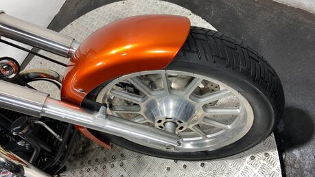 Triumph Bonneville BONNEVILLE AMERICA 23