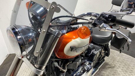 Triumph Bonneville BONNEVILLE AMERICA 50