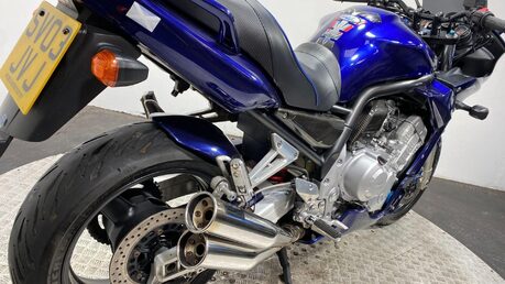 Yamaha FZS1000 FZS1000 11