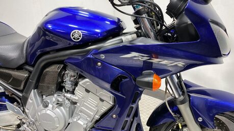 Yamaha FZS1000 FZS1000 23