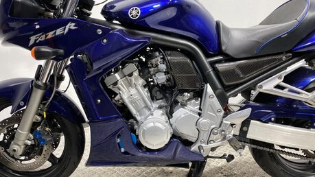 Yamaha FZS1000 FZS1000 27