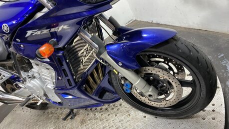 Yamaha FZS1000 FZS1000 29