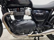 Triumph Street BONNEVILLE STREET TWIN 23