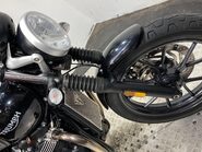 Triumph Street BONNEVILLE STREET TWIN 24