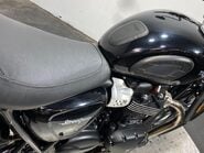 Triumph Street BONNEVILLE STREET TWIN 32