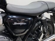 Triumph Street BONNEVILLE STREET TWIN 33
