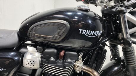 Triumph Street BONNEVILLE STREET TWIN 45