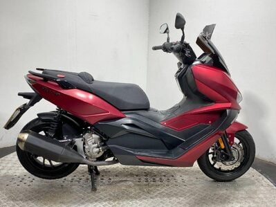 Lexmoto Aura 300 AURA 300 LJ300T-18-E5