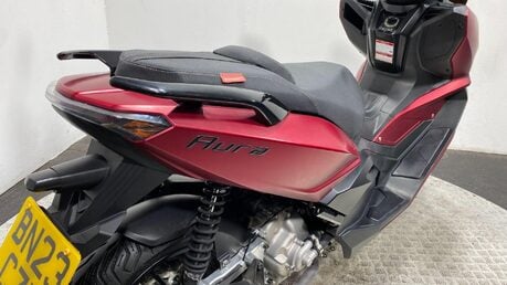 Lexmoto Aura 300 AURA 300 LJ300T-18-E5 4