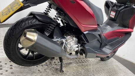 Lexmoto Aura 300 AURA 300 LJ300T-18-E5 9