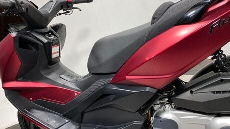 Lexmoto Aura 300 AURA 300 LJ300T-18-E5 46