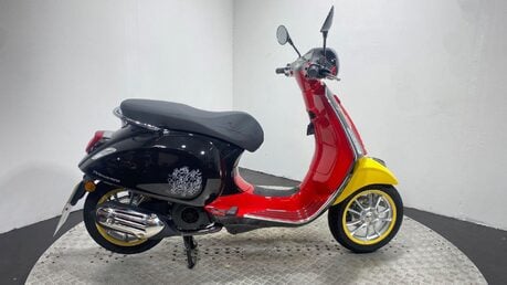 Piaggio Vespa Primavera VESPA PRIMAVERA DISNEY 125 1