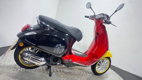 Piaggio Vespa Primavera VESPA PRIMAVERA DISNEY 125 8