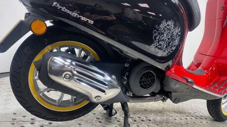 Piaggio Vespa Primavera VESPA PRIMAVERA DISNEY 125 32