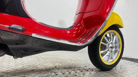 Piaggio Vespa Primavera VESPA PRIMAVERA DISNEY 125 38