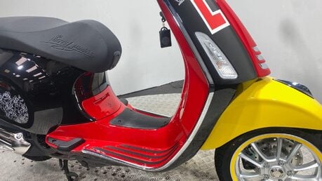 Piaggio Vespa Primavera VESPA PRIMAVERA DISNEY 125 41
