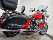 Harley-Davidson Touring FLHRSE CVO Roadking 2