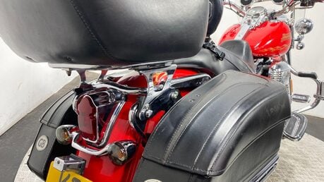 Harley-Davidson Touring FLHRSE CVO Roadking 6
