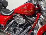 Harley-Davidson Touring FLHRSE CVO Roadking 22