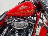 Harley-Davidson Touring FLHRSE CVO Roadking 23