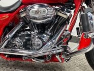 Harley-Davidson Touring FLHRSE CVO Roadking 24