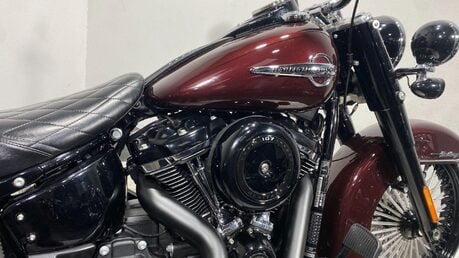 Harley-Davidson Softail 1745 FLHC Heritage Classic Euro 4 13