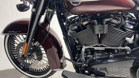 Harley-Davidson Softail 1745 FLHC Heritage Classic Euro 4 21