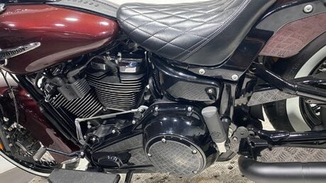 Harley-Davidson Softail 1745 FLHC Heritage Classic Euro 4 25